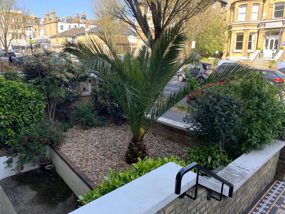 Ferienwohnung Vibrant Bohemian Seafront Flat Hove Exterior foto