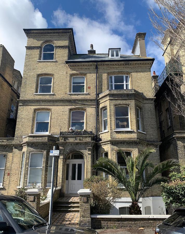 Ferienwohnung Vibrant Bohemian Seafront Flat Hove Exterior foto